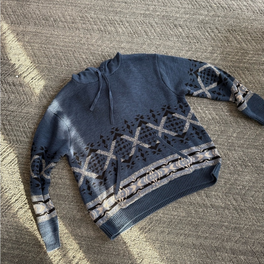 Lucky Brand Men's Navy and Gray Sweater